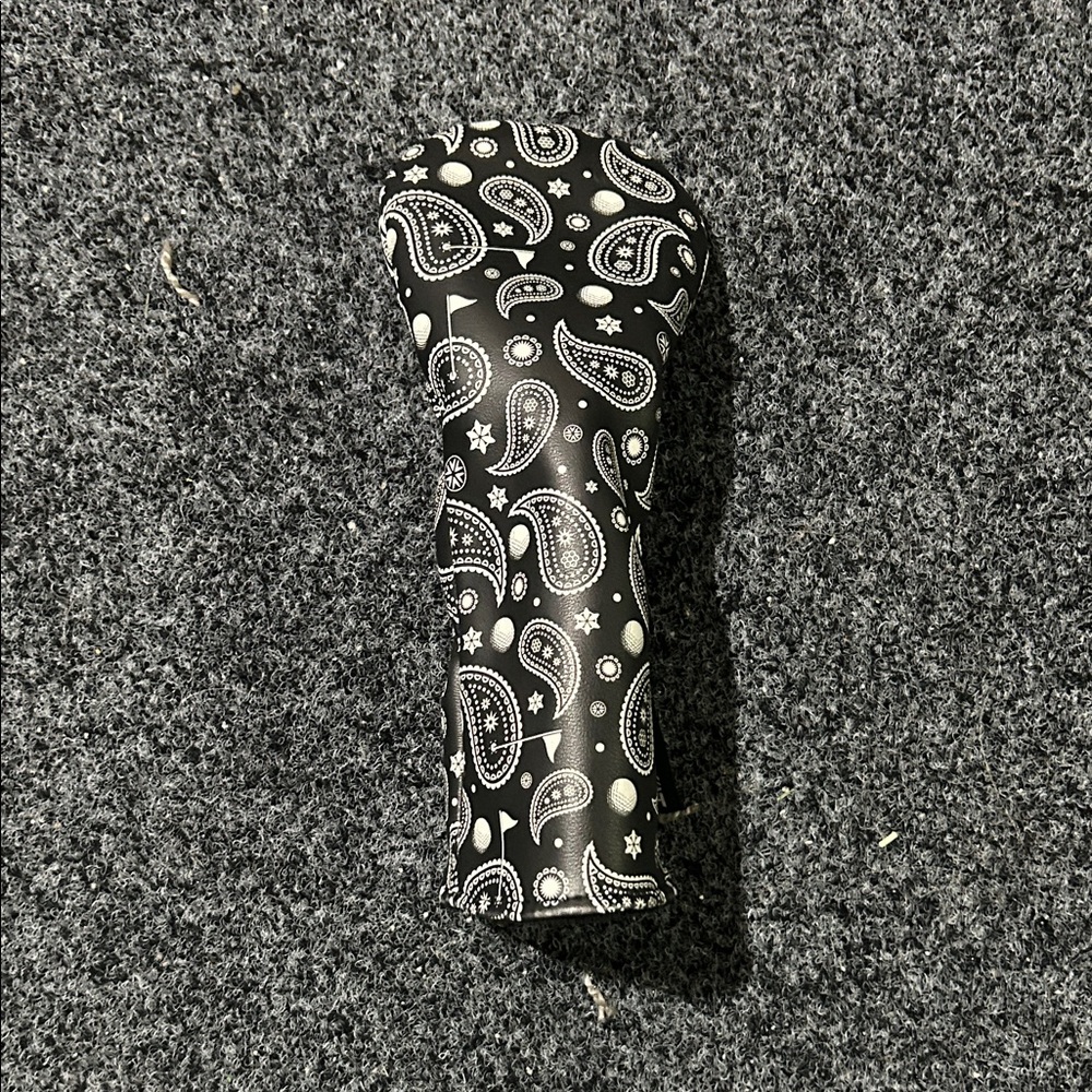 Black and White Paisley Golf Club Headcover